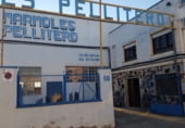 700m² warehouse industrial for sale in León, Avenida Froilan, 56 photo