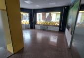 Local comercial
en lloguer
amb 158m² a Lleó, Calle Astorga, 30 foto