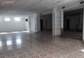 Local comercial en alquiler con 132m² en Narón foto