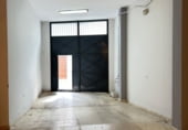 Local comercial en venta con 496m² en Bollullos Par del Condado foto