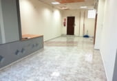 121m² commercial premises for sale in Logroño photo