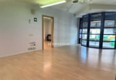 235m² locaux commerciaux pour location à Logroño photo