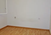 Edificio en venta con 180m² en Tarrasa foto