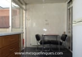 Edificio en venta con 180m² en Tarrasa foto