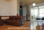 Edificio en venta con 180m² en Tarrasa foto