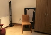 Edificio en venta con 180m² en Tarrasa foto