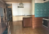 Edificio en venta con 180m² en Tarrasa foto