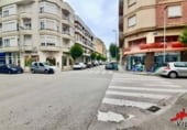 85m² commercial premises for sale in Laredo photo