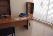 Local comercial en alquiler con 100m² en La Lastrilla foto