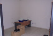 Local comercial en alquiler con 100m² en La Lastrilla foto