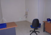 Local comercial en alquiler con 100m² en La Lastrilla foto