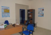 Local comercial en alquiler con 100m² en La Lastrilla foto