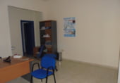 Local comercial en alquiler con 100m² en La Lastrilla foto