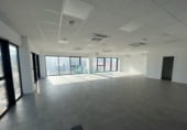 Oficina en alquiler con 400m² en Hontoria foto