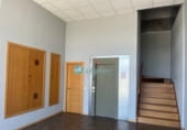 Oficina en alquiler con 400m² en Hontoria foto