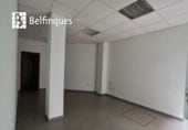 70m² locaux commerciaux pour vente à Tarrasa photo