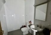 70m² locaux commerciaux pour vente à Tarrasa photo