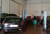 Taller en venta con 260m² en Madrid foto