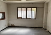 122m² commercial premises for sale in Logroño photo