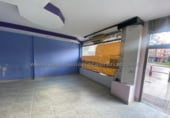90m² commercial premises for sale in Logroño photo