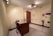 93m² office for sale in Logroño photo