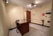 93m² office for sale in Logroño photo