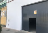 Nave en venta con 330m² en Almendralejo foto