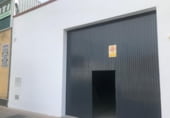 Nave en venta con 330m² en Almendralejo foto