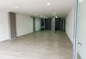 Local comercial
en venda
amb 150m² a Torrelavega foto