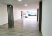 Local comercial
en venda
amb 150m² a Torrelavega foto