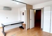 Local comercial
en venda
amb 150m² a Torrelavega foto