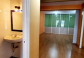 Local comercial
en venda
amb 150m² a Torrelavega foto