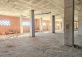 Local comercial
en lloguer
amb 2054m² a Oriola foto