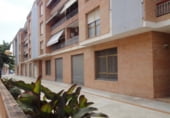 Local comercial en venta con 445m² en Tortosa foto