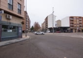Local comercial en alquiler con 81m² en Zamora foto