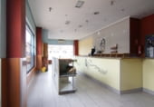Local comercial en alquiler con 81m² en Zamora foto