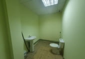 460m² commercial premises for rent in Grado photo