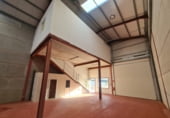 Nave Industrial en venta con 300m² en Cártama, Calle Maria Andresa Casamayor, 6 foto
