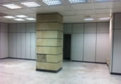 Local comercial en alquiler con 210m² en Sevilla, en la zona de Distrito Los Remedios foto