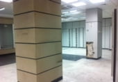 Local comercial en alquiler con 210m² en Sevilla, en la zona de Distrito Los Remedios foto