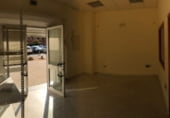 70m² locaux commerciaux pour location à Séville, dans le quartier de Parque Alcosa photo