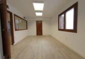 Oficina en alquiler con 107m² en Sevilla, en la zona de El Arenal foto