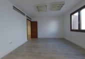 Oficina en alquiler con 107m² en Sevilla, en la zona de El Arenal foto
