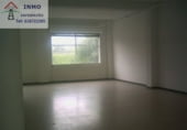 Local comercial en alquiler con 150m² en Ferrol foto