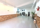 221m² commercial premises for sale in Gandía photo