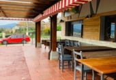 140m² restaurant for sale in Villasana de Mena photo