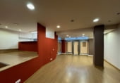 Local comercial en alquiler con 215m² en Gijón, en la zona de Centro foto