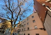 Edificio en venta en Barcelona, en la zona de la Teixonera foto