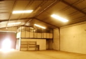320m² entrepôt pour location à Séville, dans le quartier de Palmete photo