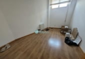 Oficinas en alquiler con 340m² en Segovia foto